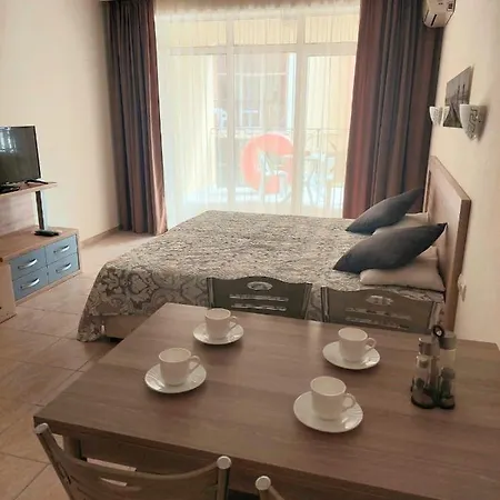 Apartament Andalusia Beach Hotel 아파트 엘레니테